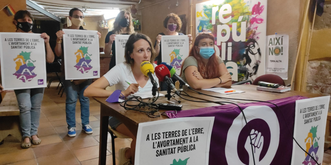 L’Assemblea Vaga Feminista presentarà mocions en una desena d’ajuntaments per garantir la interrupció voluntària de l’embaràs