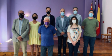 L’Ajuntament de Gandesa rep al segon entrenador del FC Barcelona Femení, Rafel Navarro Serres