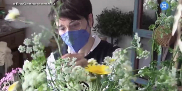 Coneixem l’artista floral xertolina Jordina Bravo