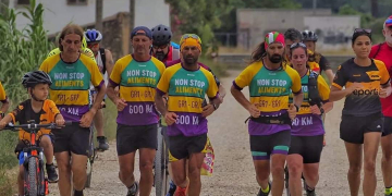 Els components del repte ‘Non Stop: arrela’t a la vida’ arriben a Roquetes amb l’objectiu assolit