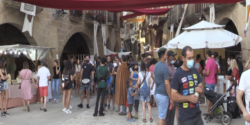 El Mercat Medieval de Batea s’adapta a la situació sanitària amb un tribut a ‘Jarabe de Palo’