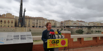 La CUP rebutja la paralització de les obres per retirar el monument franquista de Tortosa