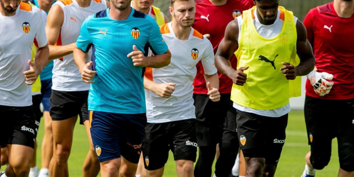 Edu Albacar es converteix en nou membre del cos tècnic del València CF