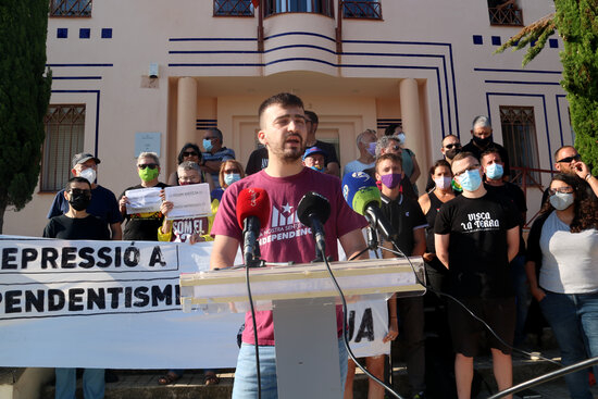 Arxiven el cas del jove de Móra d’Ebre acusat d’ultratge a la bandera espanyola