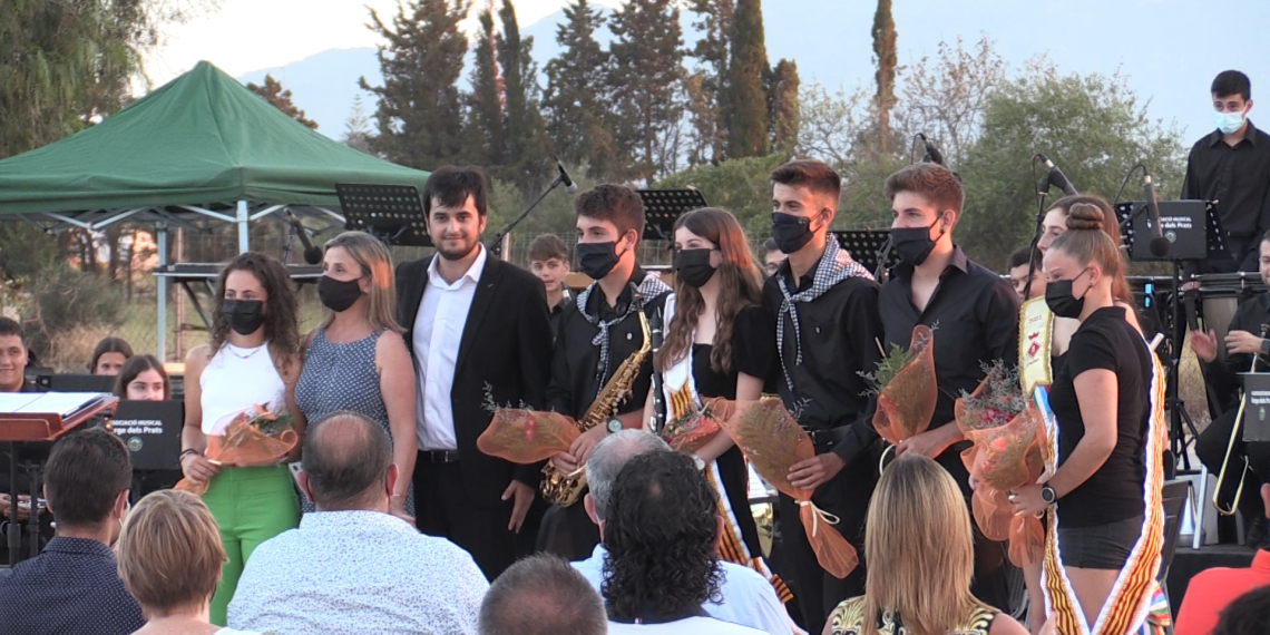 Concert de festes amb la banda musical Verge dels Prats