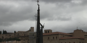 Demanen ‘valentia política’ al govern de Tortosa amb la retirada del monument
