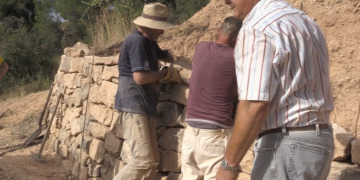 La Palma d’Ebre recupera la tradició de la pedra seca per la festa major