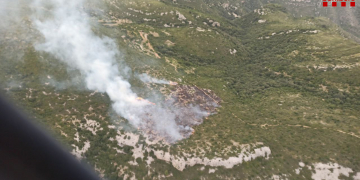 Els Bombers donen per estabilitzat l’incendi a la Serra del Montsià
