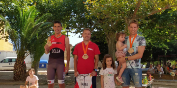Xavi Nadal i Trish Mellor guanyen el Triatló Popular de Xerta. Memorial Lluís Horta