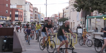 Unes 60 bicicletes participen en l’acte per la mobilitat sostenible i segura a Amposta