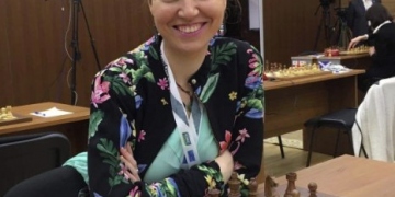 La campiona d’Espanya Sabrina Vega disputarà vint simultànies a la plaça de l’Ajuntament de Tortosa