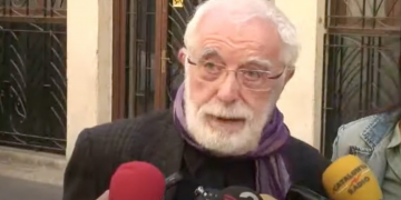 Dol a les lletres ebrenques per la mort de Jesús Massip