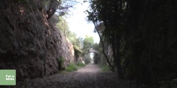 Descobrim l’antiga línia de Val de Zafán al seu pas per Amposta