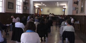 El no de Junts per Tortosa i ERC tomba la moció dels col·legis professionals per un nou hospital