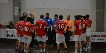Derrota del sènior masculí del CE Tortosa contra el Molins de Rei B (28-36)