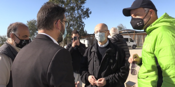 Directius de Seat visiten Riet Vell, després de donar un milió d’euros per al Delta arran del temporal Glòria