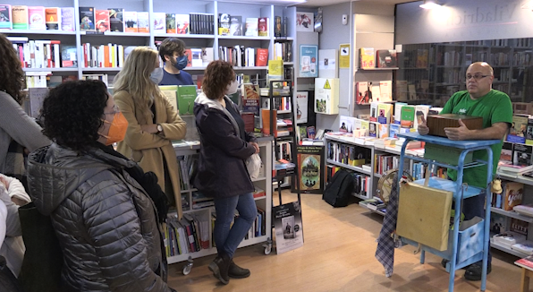 Sis llibreries ebrenques celebren la Nit del Dia Mundial de les Llibreries