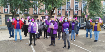 Els sindicats reclamen recursos per posar fi a la violència envers les dones