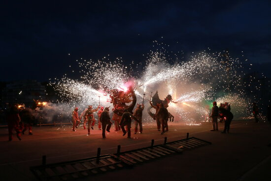 Les colles de bestiari català tanquen la temporada a Tortosa preocupades per la pèrdua de massa social