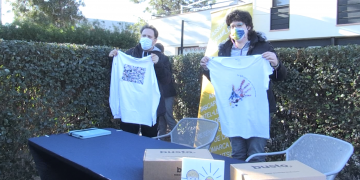 Els usuaris d’APASA converteixen els seus dibuixos en peces de roba gràcies a Busto