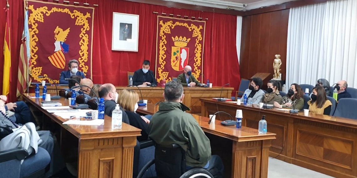 El govern de Vinaròs es trenca per la crisi del corder degollat