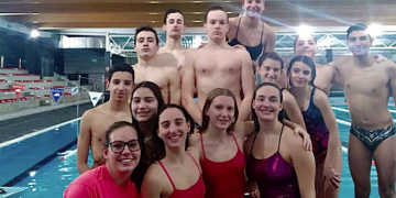 El Club Natació Amposta i el Club Natació Tortosa competeixen al Vendrell