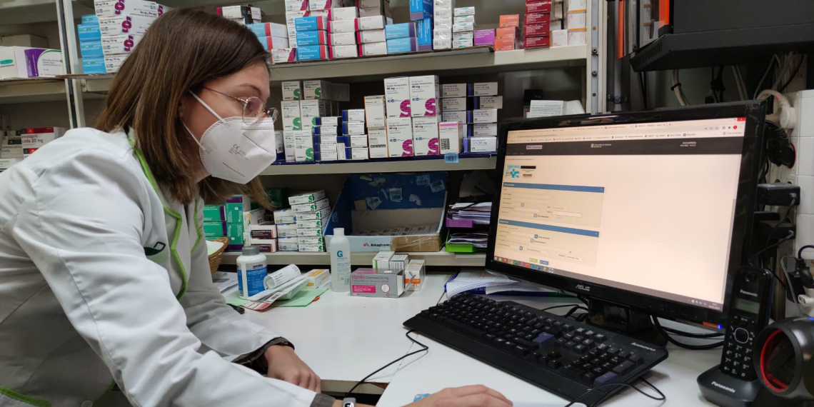 Els positius per test d’antígens ja es poden notificar per telèfon a la farmàcia