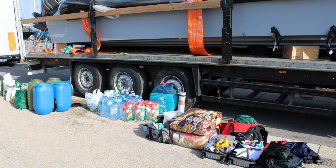 La Guàrdia Civil troba una ‘narcollanxa’ dins del remolc d’un camió camí de Deltebre