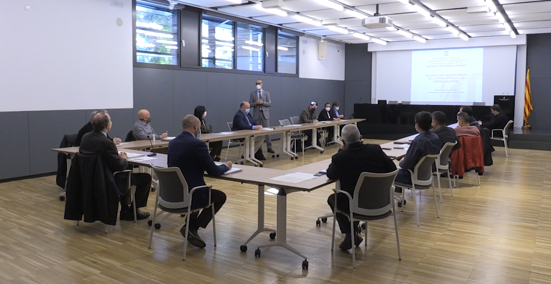 21 pobles i 15 polígons de l’Ebre tindran accés a la xarxa pública de fibra òptica abans d’acabar l’any