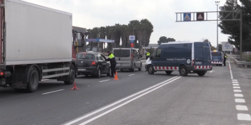 Presó per a tres dels vuit detinguts per narcotràfic a Alcanar, Esplugues i Vinaròs