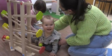 Com passar millor les quarentenes amb infants a casa?