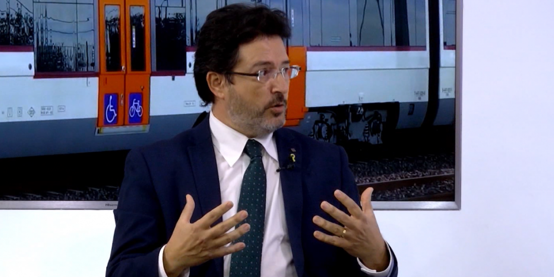 Territori controlarà la parada dels autobusos a les estacions de tren de l’Ebre