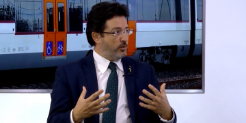 Territori controlarà la parada dels autobusos a les estacions de tren de l’Ebre