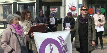 Ateneu Cooperatiu i En Clau de Dona dediquen un manifest feminista a la salut mental