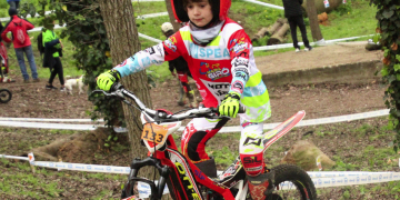 Aleix Alcón, del Moto Club Tortosa, quart al Trial d’Esplugues