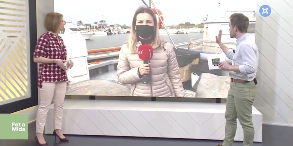 Barques aturades per l’acumulació de sorra a la desembocadura