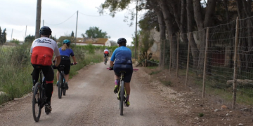 La marxa cicloturista La Garba, amb sortida i arribada a l’Ampolla, reunirà prop de 400 participants
