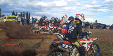 Una norantena de pilots participen en el primer Mototerra de l’Aldea