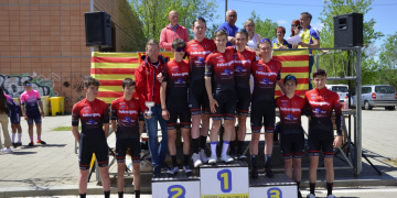 Podis de la Penya Ciclista Baix Ebre Cicles Fàbregues a la prova de Copa Catalana de Sabadell