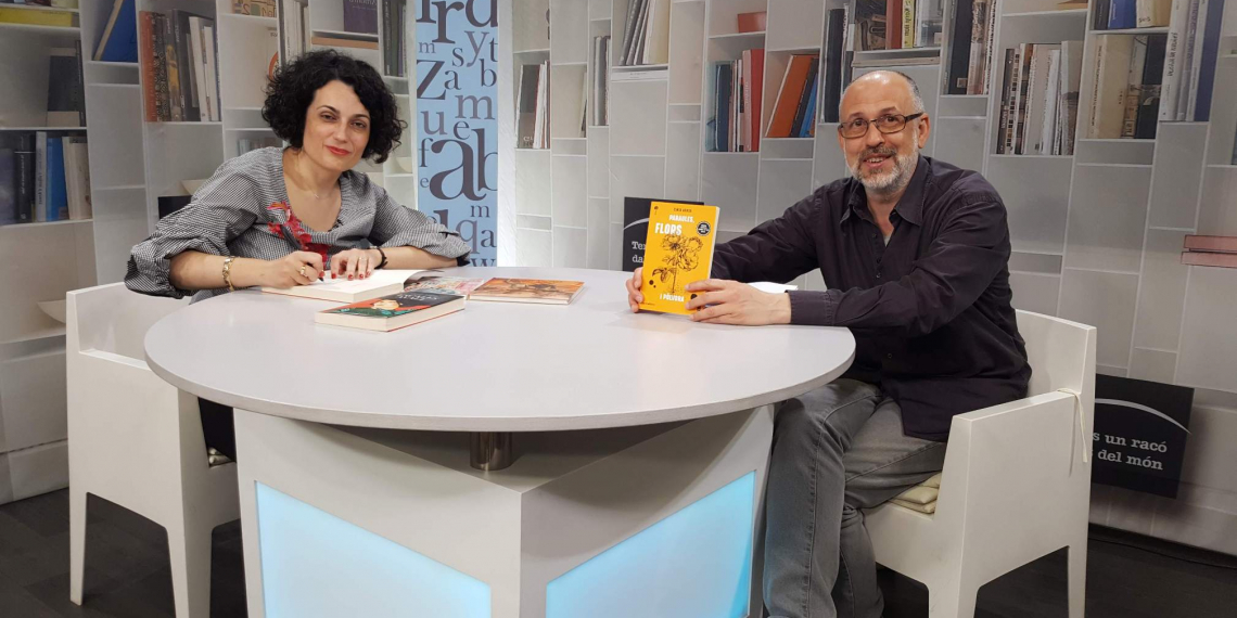 Cinta Arasa, a Tens Un Racó Dalt del Món