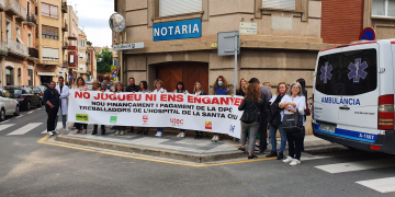 Nin es compromet a resoldre en breu els pagaments pendents als treballadors de l’Hospital de Jesús