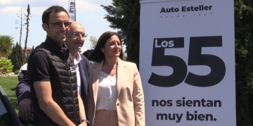 Auto Esteller compleix 55 anys en ple creixement i amb nous vehicles híbrids i elèctrics