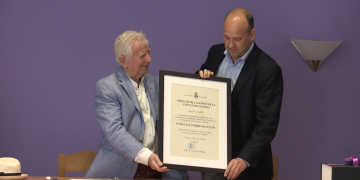 El periodista Tomàs Alcoverro, Fill Adoptiu de Gandesa