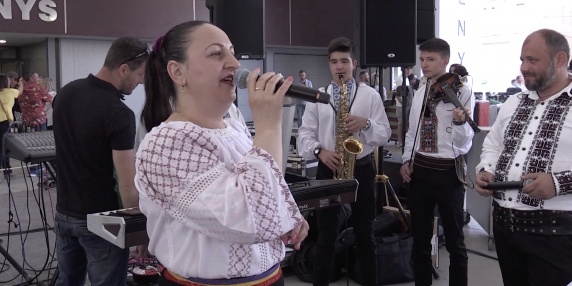 Firarrels, Mostra gastronòmica i folklore