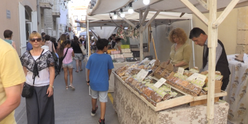 Festa del Mercat a la Plaça a Amposta