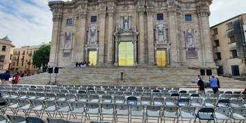 Tortosa inaugura la renovada façana de la catedral amb la benedicció del nunci del Papa