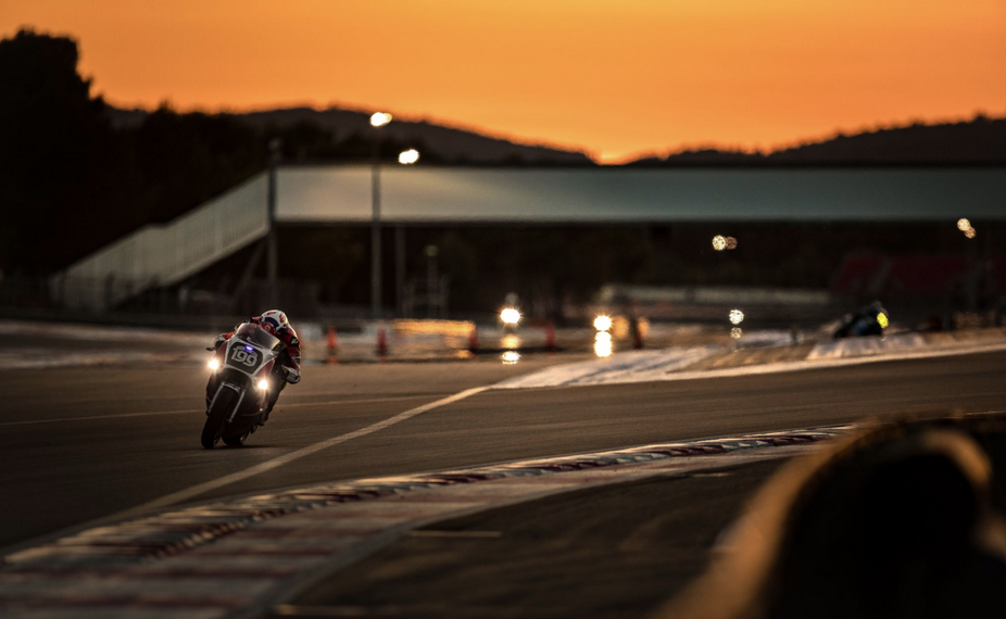 El Guzzi Motobox guanya la categoria EVO de la primera prova de l’European Endurance Clàssic