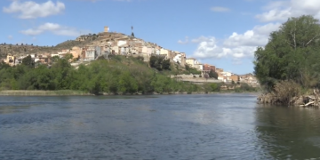 Ascó reforça la seua oferta turística de riu, patrimoni històric i memòria