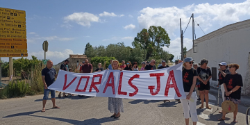 La Plataforma Carretera de la Vergonya torna a tallar la via per exigir les obres