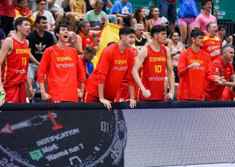Espanya U17, amb David Barberà, als quarts de final de la Copa del Món de bàsquet d’Andalusia